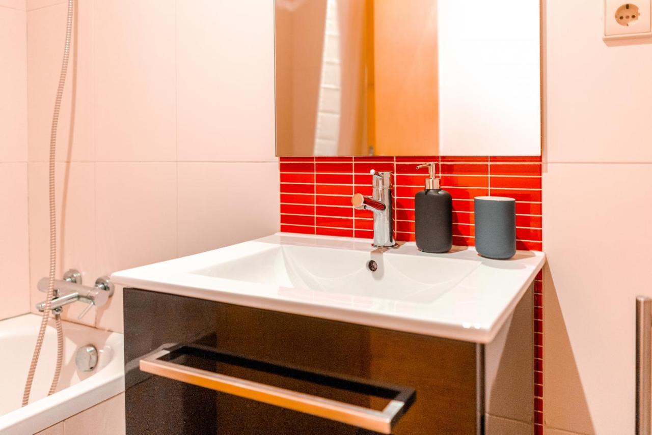 Cozy Studio In The Heart Of Lapa - 5Min Walk To Metro! Porto Buitenkant foto